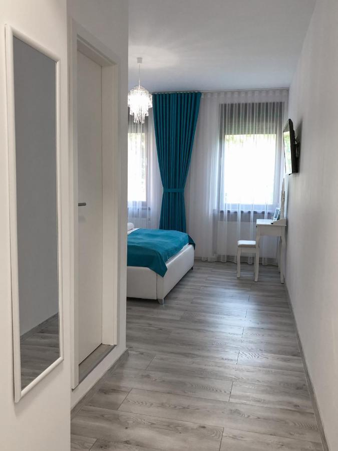 Gizell Apartment 1 Sibiu Ngoại thất bức ảnh